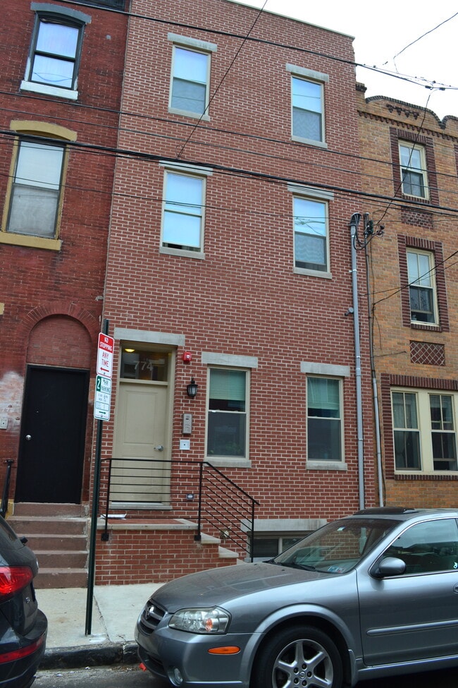Building Photo - 774 S 15th St
