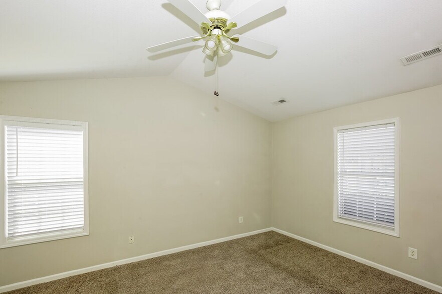 Building Photo - 12705 Walking Stick Dr