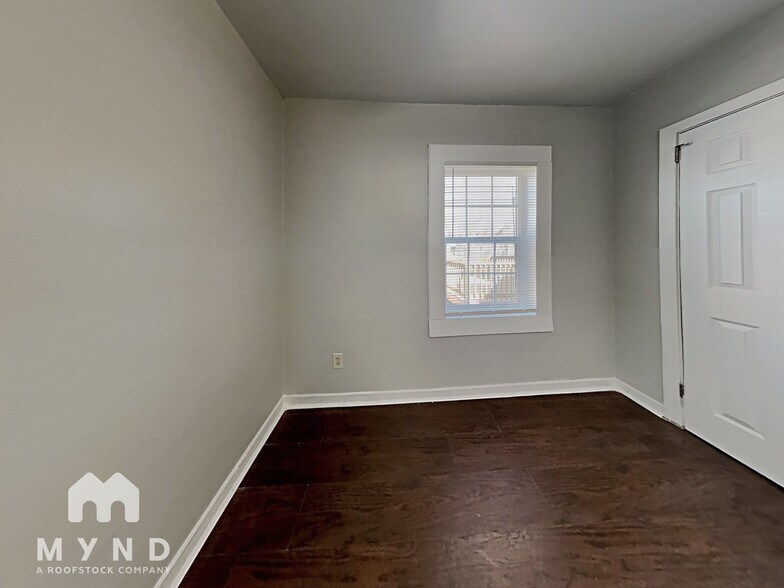 Building Photo - 5505 Ter O