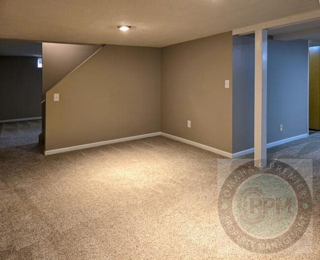 Building Photo - Beautiful 4 Bed 2 Bath Millard Home