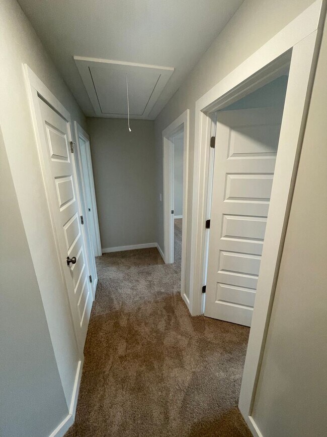 Building Photo - Home for Rent in Calera, AL!!! Available to View Now!!!