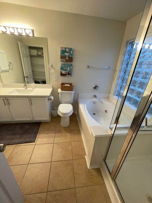 Building Photo - 5730 Baldwin Elm St