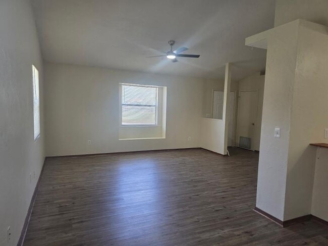 Building Photo - 128 Eliam Rd