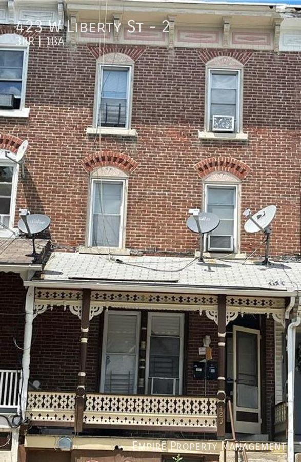 Primary Photo - 3-Bedroom/1-Bathroom Apartment in Allentown!