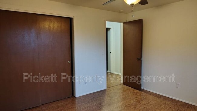 Building Photo - 24410 Andorra Ct NE