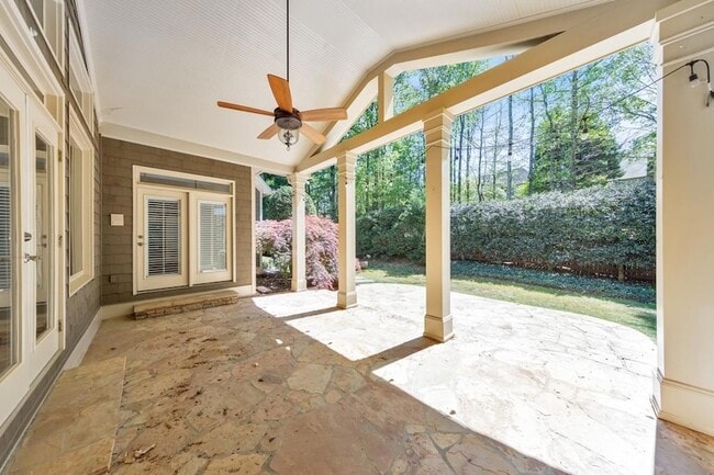 Building Photo - 11180 W Rd