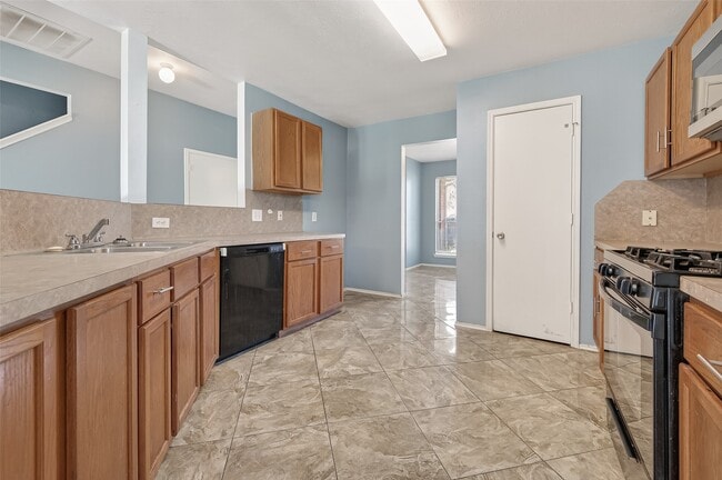 Building Photo - 17319 Lobo Trail