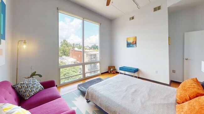 Building Photo - Stunning Penthouse Two Bedroom W/Private B...