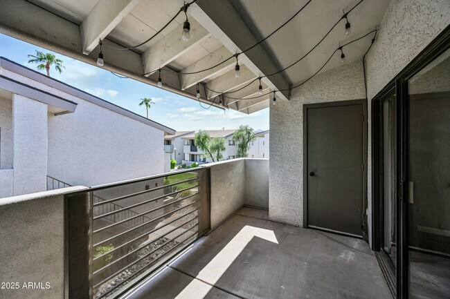 Building Photo - 6480 N 82nd St