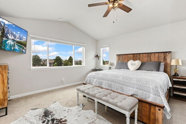 Building Photo - 1495 S Plumeria Dr
