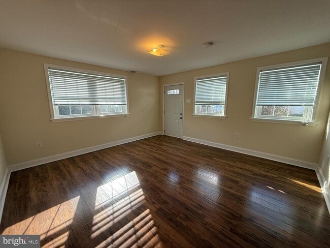 Building Photo - 1859 E Ridge Pike