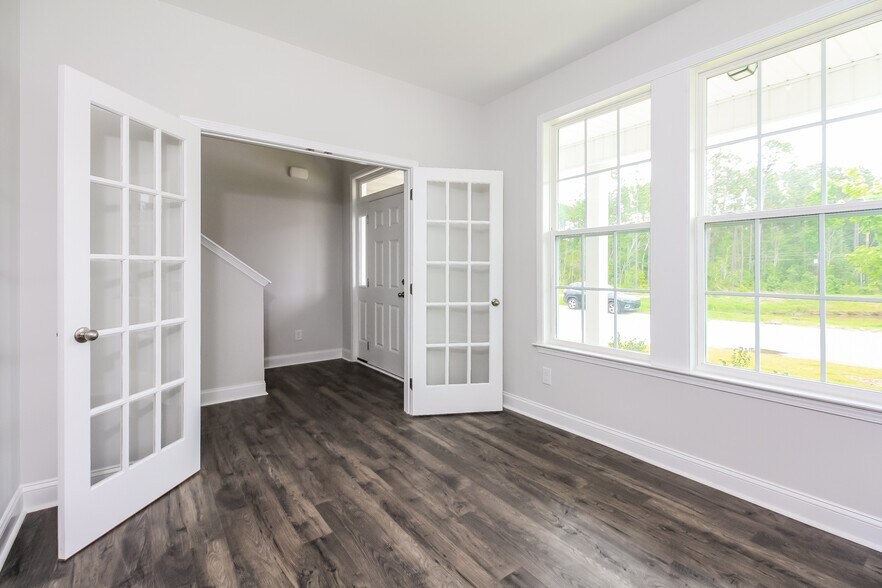 Building Photo - 5744 Orchardgrass Rd