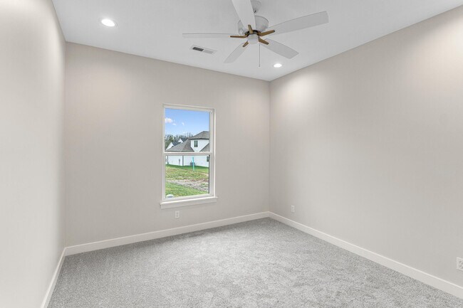 Building Photo - 2908 GENESIS Dr