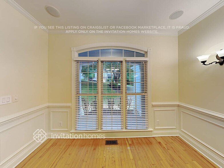 Building Photo - 508 Findhorn Ln