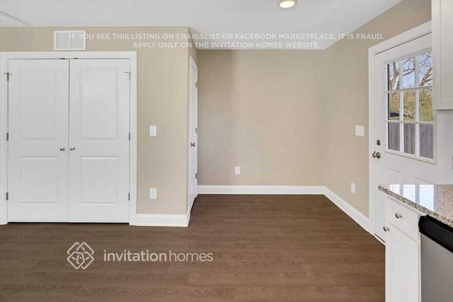 Building Photo - 298 Vance Dr NE