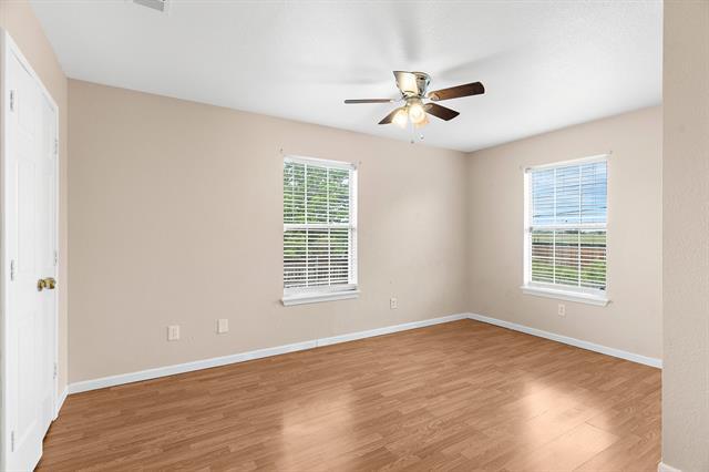 Building Photo - 1702 Manor Garden Mnr