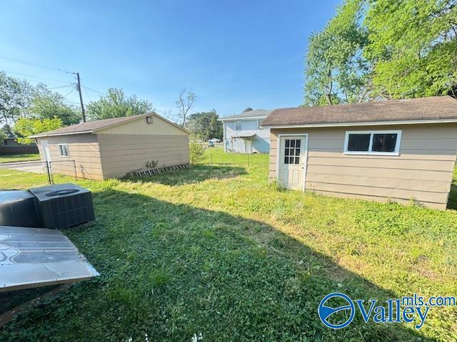 Building Photo - 522 Lisa Ln NW