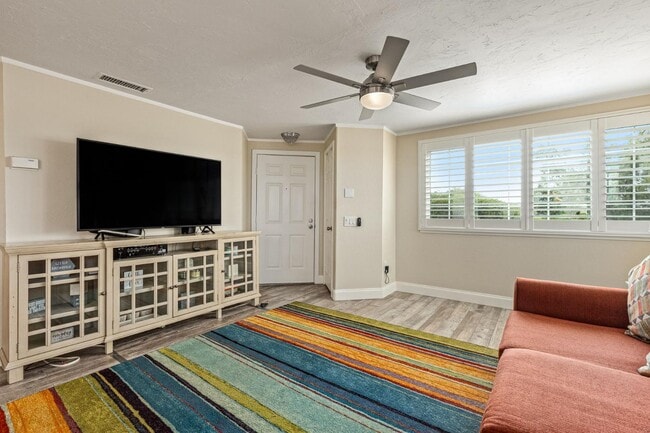 Building Photo - 3577 Paseo De Los Californianos