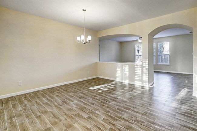 Building Photo - 3019 Park Springs Ln