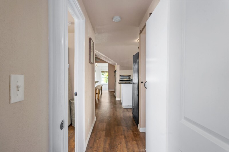 Building Photo - 7700 Boca Ciega Dr