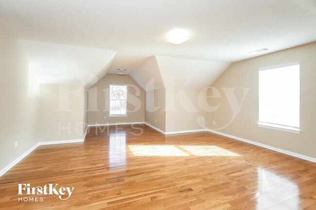 Building Photo - 3103 Lonetree Point