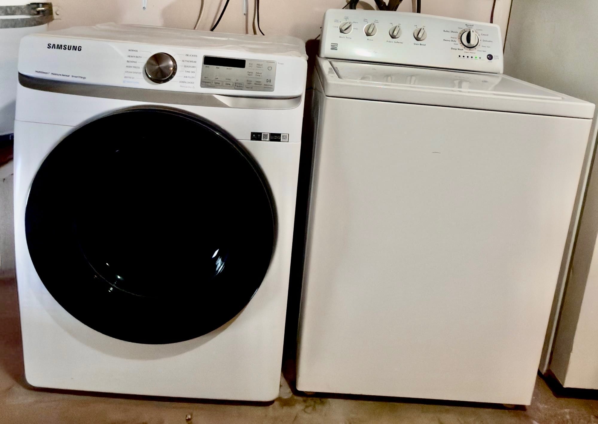 Building Photo - 21015 Gresham St