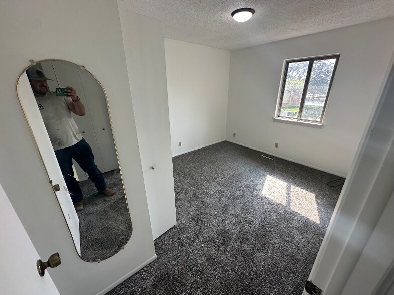 Building Photo - 9004 David Cir