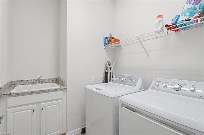 Building Photo - 12020 Arbor Trace Dr