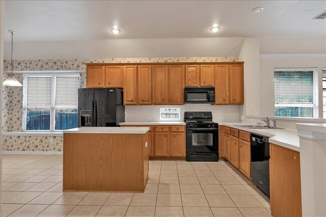 Building Photo - 9237 La Siesta Bend