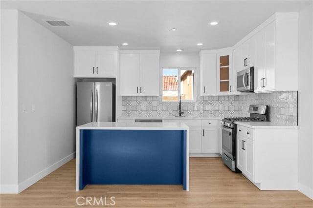 Building Photo - 3223 Lanfranco St