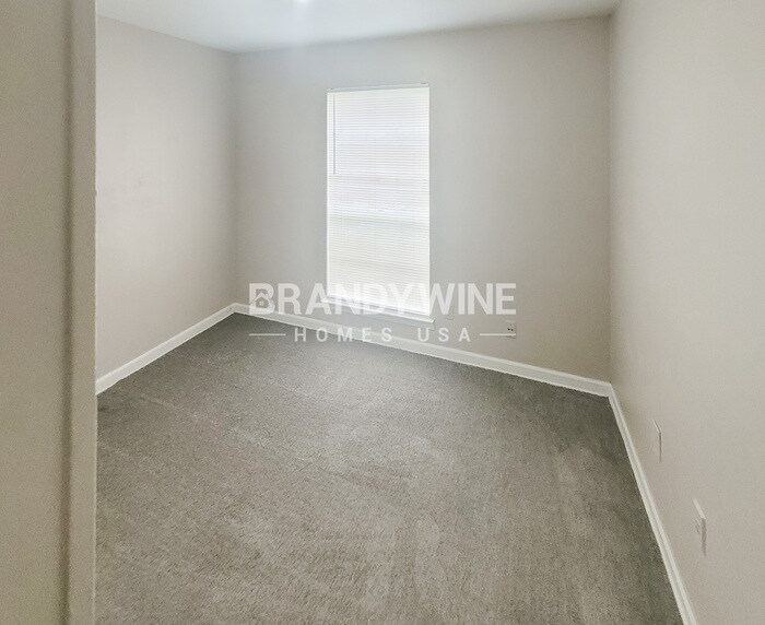 Building Photo - 4534 Valley Stream Dr