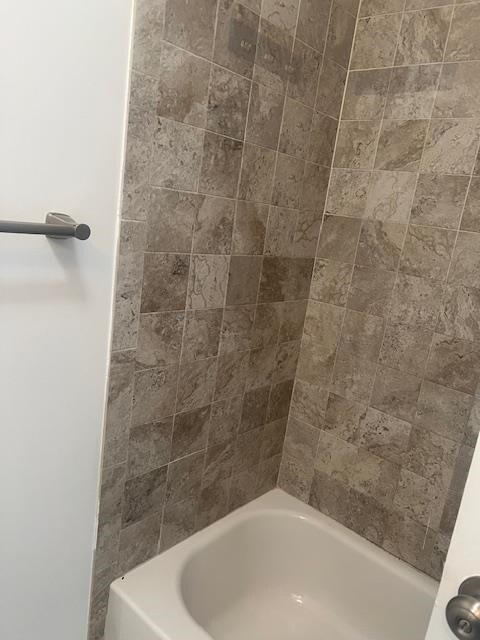 Building Photo - 105 Evergreen St