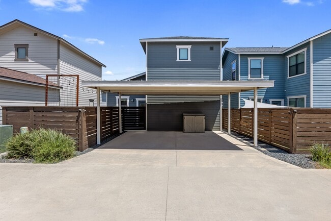 Building Photo - 1114 N Olive St