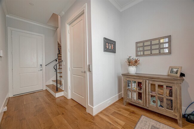 Building Photo - 5213 Feagan St