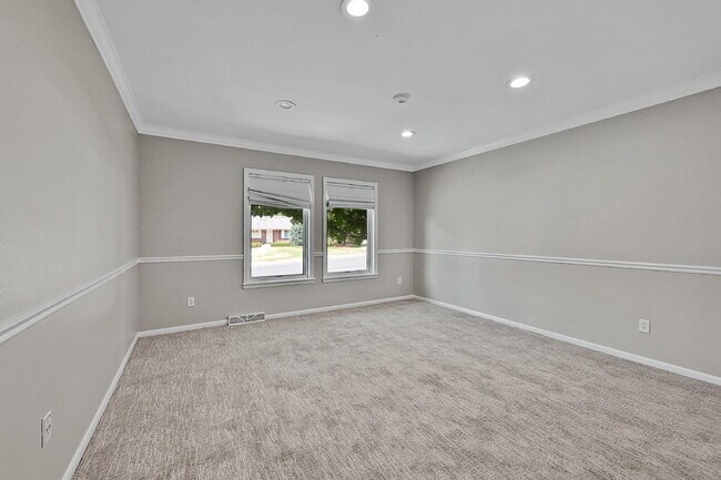 Building Photo - $6,850.00 - 5 Bedrooms, 3.5 Bathrooms, Sin...