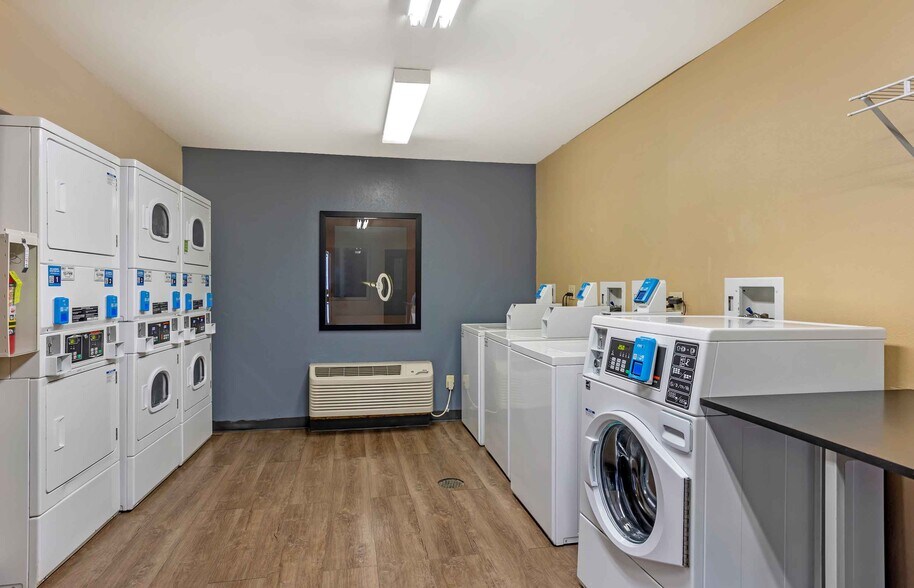 Building Photo - Furnished Studio-Philadelphia - Horsham - ...