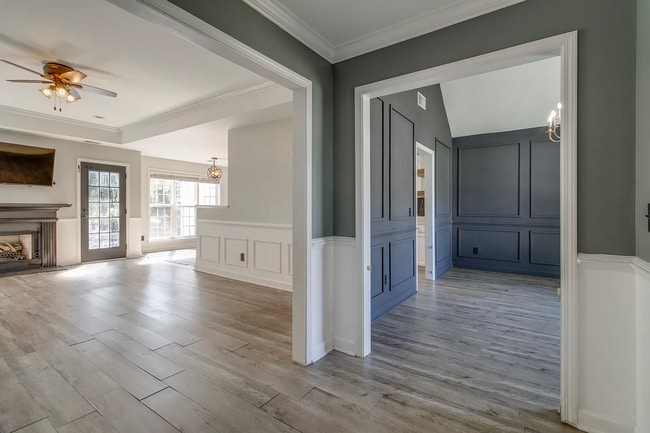 Building Photo - 402 Plantation Pointe Dr