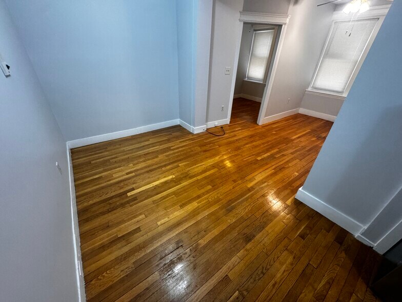 Building Photo - 31 Orkney Rd