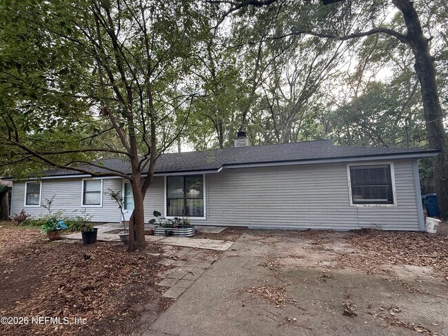 Building Photo - 568 San Pablo Rd N