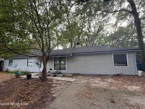 Building Photo - 568 San Pablo Rd N