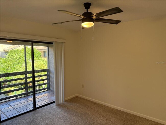 Building Photo - 5691 Ashton Lake Dr