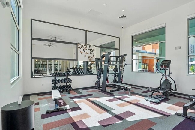 Building Photo - 1161 E O'Neil Dr