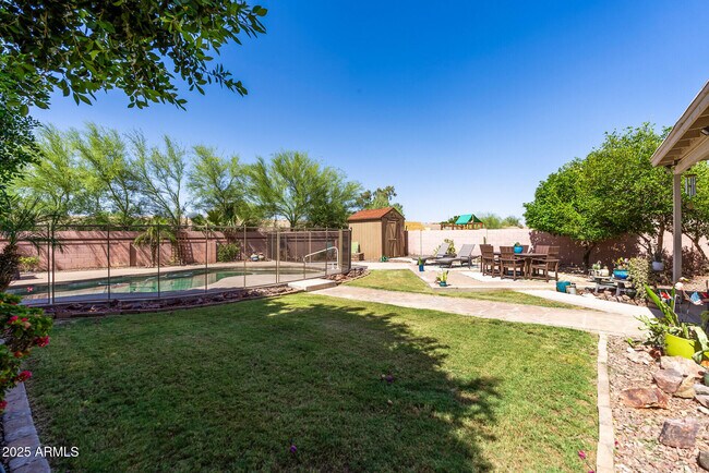 Building Photo - 11530 W Palm Brook Dr