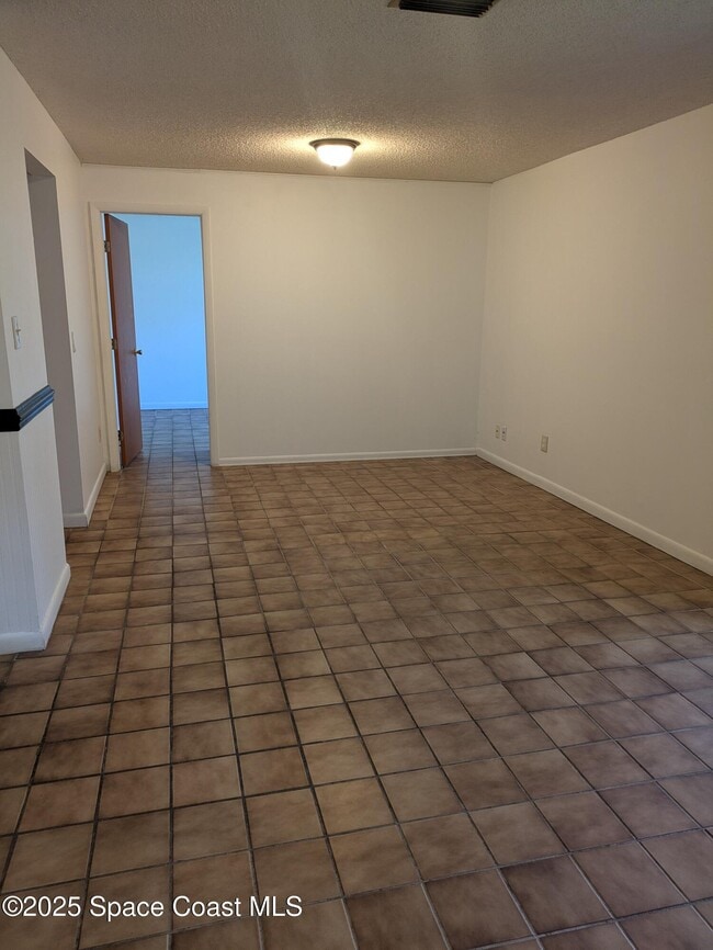 Building Photo - 120 Harmony Pl