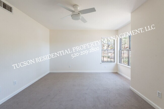 Building Photo - 6651 N Campbell Ave