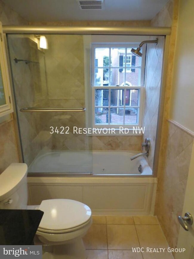 Building Photo - 3422 Reservoir Rd NW