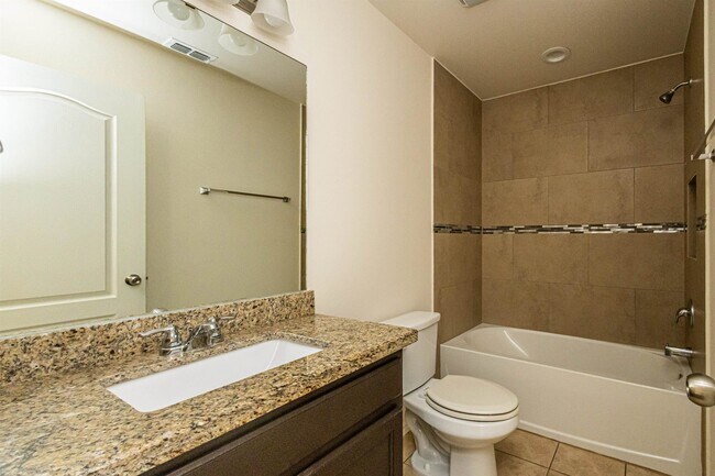 Building Photo - 108 Niagara Dr.