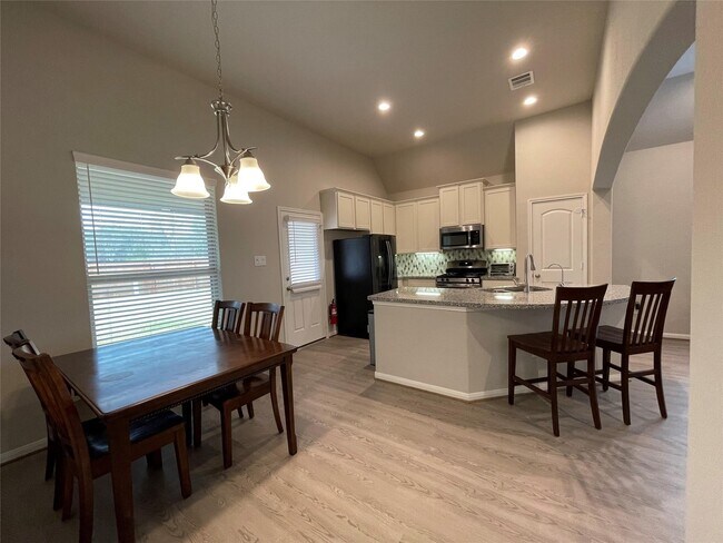 Building Photo - 1326 Orchard Ridge Ln