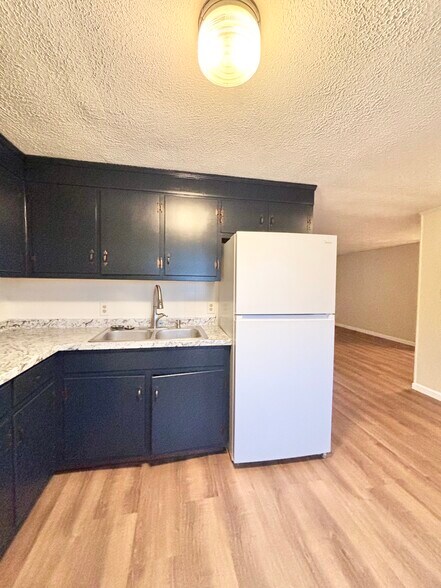 Building Photo - 201 Lexington St