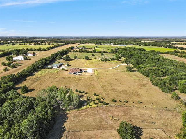 Building Photo - 262 Pecan Valley Ct